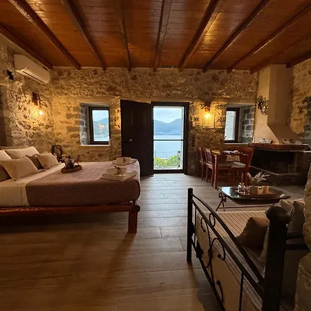 Lagadaki The Sea View *